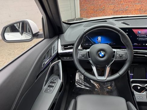 Certified 2025 BMW X1 xDrive28i image 13