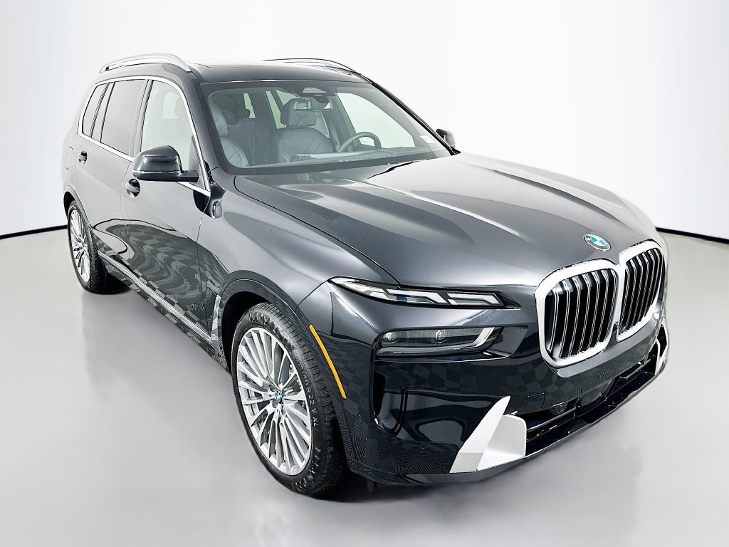 Used 2026 BMW X7 xDrive40i w/ Premium Package AWD/4WD image 3