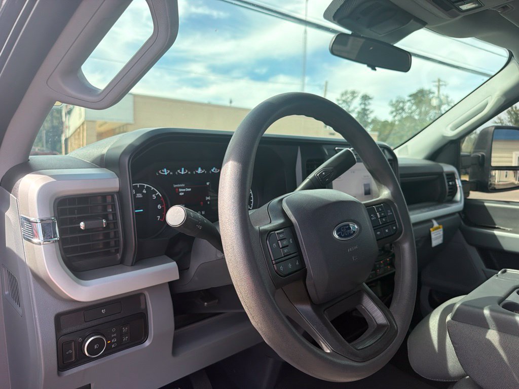 Used 2024 Ford F350 XL w/ STX Appearance Package AWD/4WD image 23