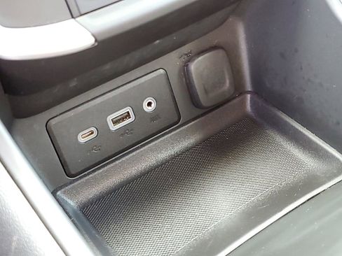 Used 2022 GMC Terrain SLE w/ Driver Convenience Package image 21