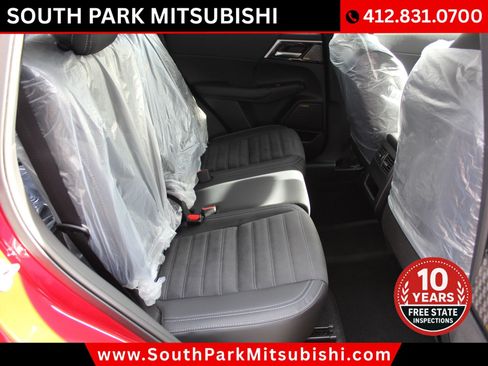 New 2026 Mitsubishi Outlander SE AWD/4WD image 16
