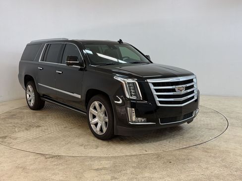 Used 2020 Cadillac Escalade ESV Premium Luxury AWD/4WD image 7