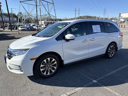 Certified 2024 Honda Odyssey EX-L image 5