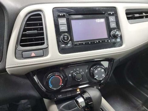 Used 2021 Honda HR-V LX image 28