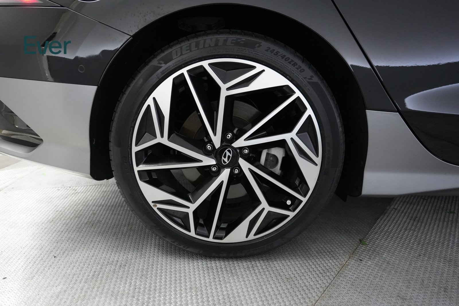 Used 2024 Hyundai Ioniq 6 Limited RWD image 21