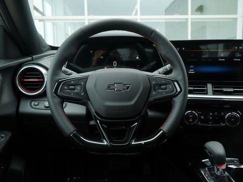 New 2026 Chevrolet Trax RS w/ Sunroof Package image 19