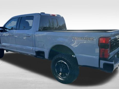 Used 2025 Ford F350 Platinum w/ Tremor Off-Road Package image 10