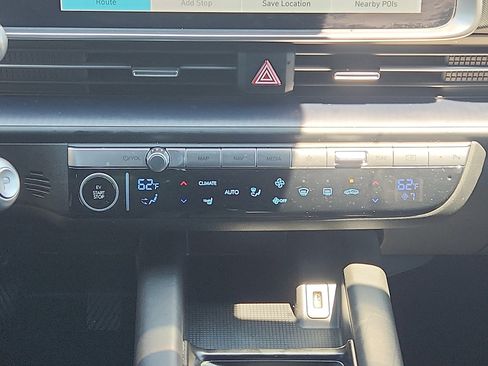 Used 2025 Hyundai Ioniq 6 SE AWD/4WD image 18