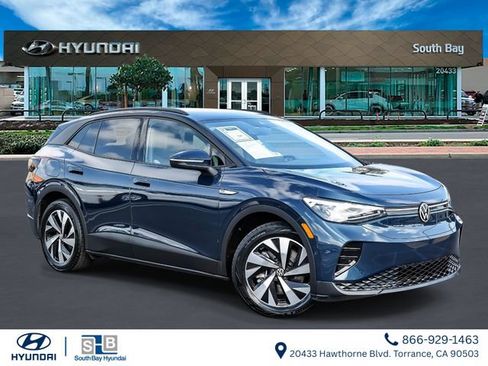 Used 2023 Volkswagen ID.4 Pro image 1