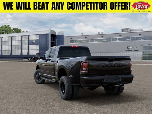 New 2026 RAM 3500 Big Horn AWD/4WD image 3