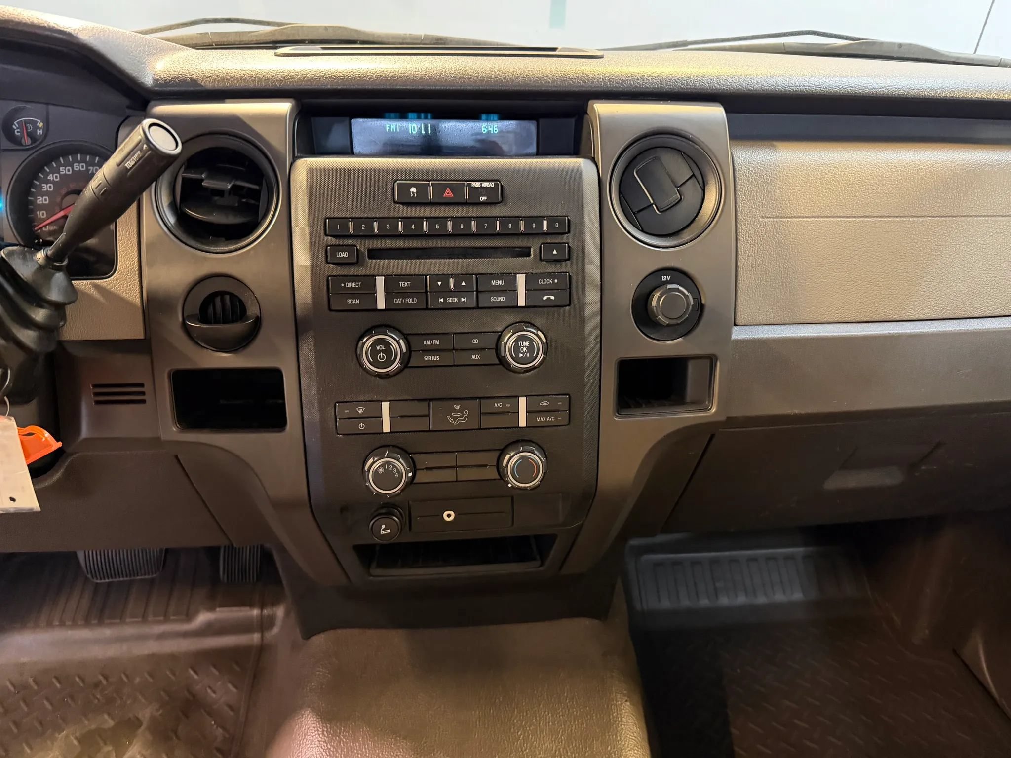 Used 2010 Ford F150 XL RWD image 15