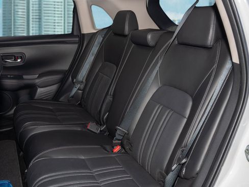 Certified 2025 Honda HR-V EX-L image 16