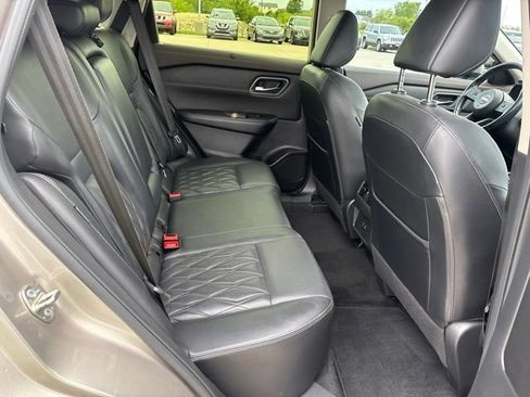 Used 2023 Nissan Rogue Platinum FWD image 24