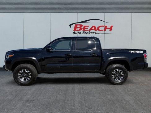 Used 2023 Toyota Tacoma TRD Off-Road w/ TRD Premium Off Road Package AWD/4WD image 7