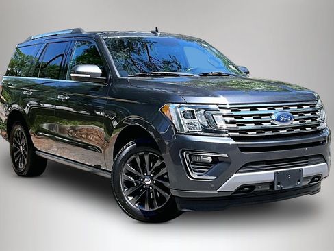 Used 2019 Ford Expedition Limited AWD/4WD image 2