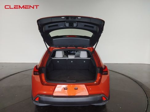 Used 2019 Lexus UX 250h w/ Premium Package image 8