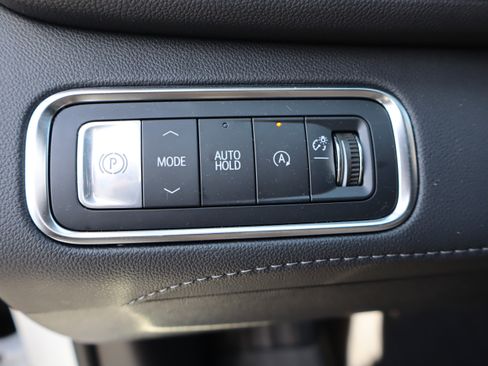 Used 2026 Buick Enclave Preferred w/ LPO, Floor Liner Package image 18