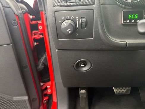Used 2010 Dodge Challenger R/T RWD image 22