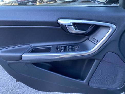 Used 2015 Volvo S60 T5 Platinum image 20