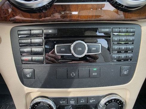 Used 2013 Mercedes-Benz GLK 350 2WD image 22