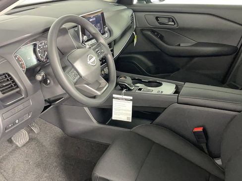 New 2025 Nissan Rogue S image 46