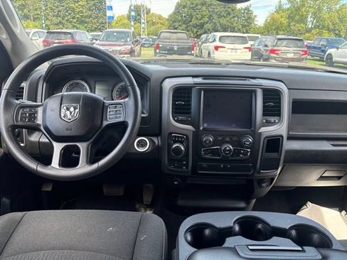 Used 2021 RAM 1500 Express w/ Wheel & Sound Group AWD/4WD image 6