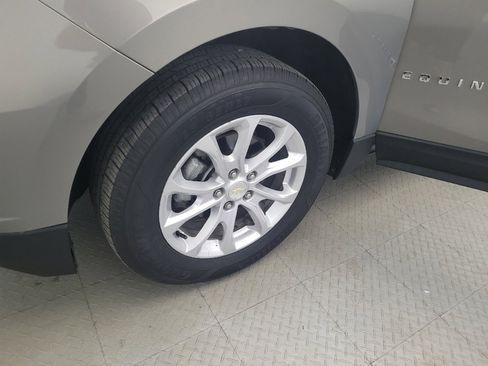 Used 2018 Chevrolet Equinox LT AWD/4WD image 31