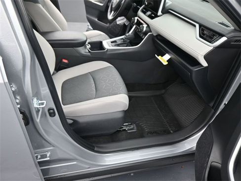 New 2025 Toyota RAV4 XLE image 12