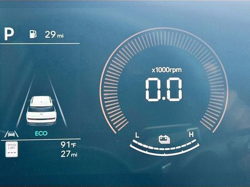 New 2026 Hyundai Santa Fe SE image 12