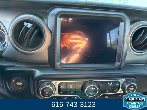 Used 2021 Jeep Gladiator Sport AWD/4WD image 11