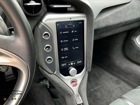 Used 2024 McLaren 750S image 8