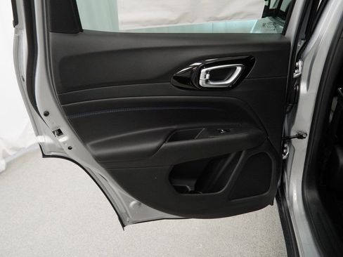 New 2026 Jeep Compass Latitude image 29