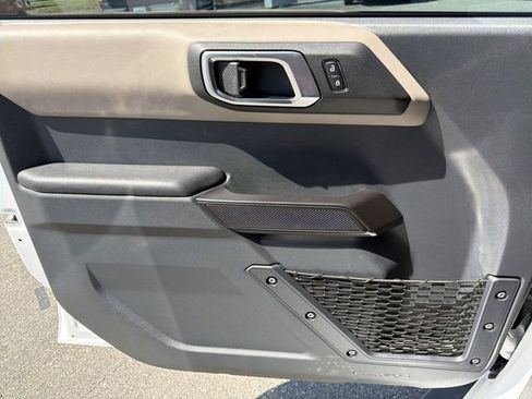 Certified 2024 Ford Bronco Wildtrak image 21