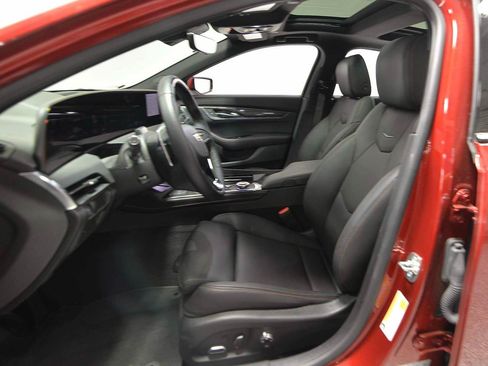 Used 2025 Cadillac CT5 Sport RWD image 7