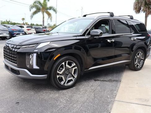 Used 2025 Hyundai Palisade SEL FWD image 4
