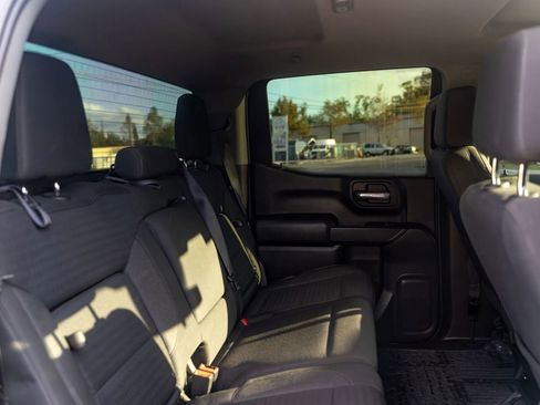 Used 2023 Chevrolet Silverado 1500 Custom image 13