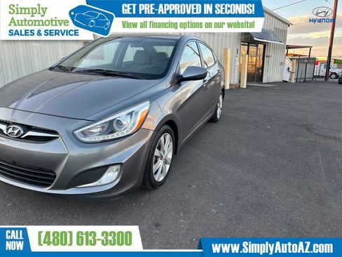 Used 2014 Hyundai Accent GLS w/ Option Group 2 image 3