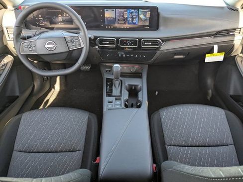 New 2026 Nissan Sentra SV w/ SV Convenience Package FWD image 19