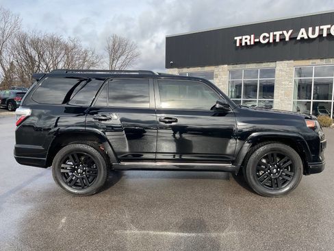 Used 2019 Toyota 4Runner Limited image 9