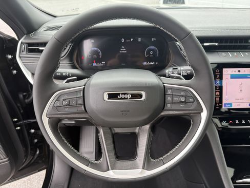New 2026 Jeep Grand Cherokee L 2WD image 29