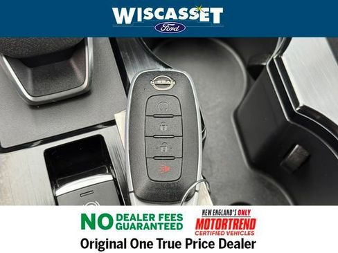 Used 2023 Nissan Rogue SV image 10