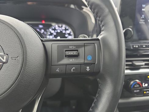 Used 2023 Nissan Pathfinder SL w/ SL Premium Package AWD/4WD image 35
