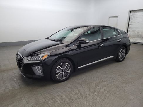Used 2021 Hyundai Ioniq Limited image 2