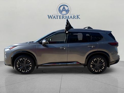 Certified 2026 Nissan Rogue Platinum w/ Platinum Premium Package AWD/4WD image 3