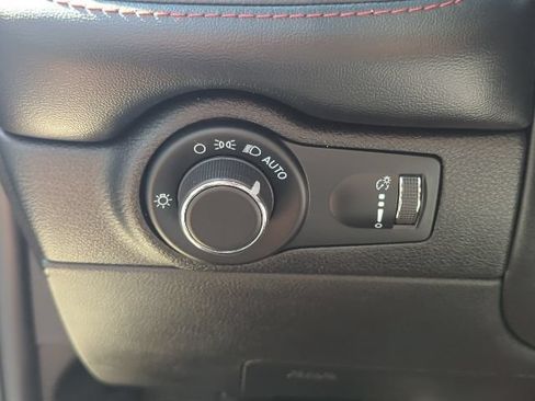 Used 2023 Dodge Durango GT AWD/4WD image 21