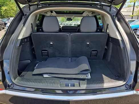 Certified 2024 Acura MDX SH-AWD w/ Technology Package image 33