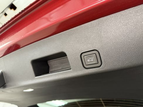 New 2025 GMC Acadia AT4 w/ Luxury Package AWD/4WD image 49