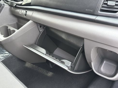 Used 2024 Ford Transit 350 XLT image 31