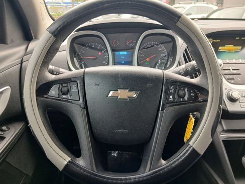 Used 2016 Chevrolet Equinox LS FWD image 10