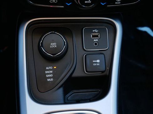 Used 2018 Jeep Compass Latitude w/ Popular Equipment Group image 23